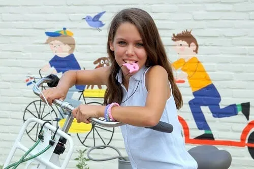 Bite needs are often seen in children with autism. Biting or chewing on clothes and toys helps them to process stimuli. chewing jewelry to chew on is a nice alternative. Read the review by Sofie.