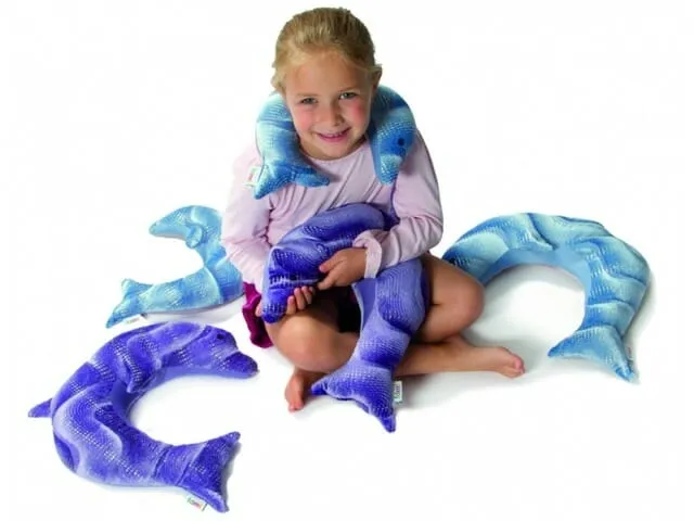 Weighted dolphin from Manimo is especially favorite to sleep with girls to relax