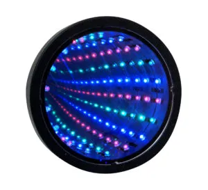 The infinity mirror tunnel lamp is fascinating for young and old with autism, adhd or (visual) impairment.