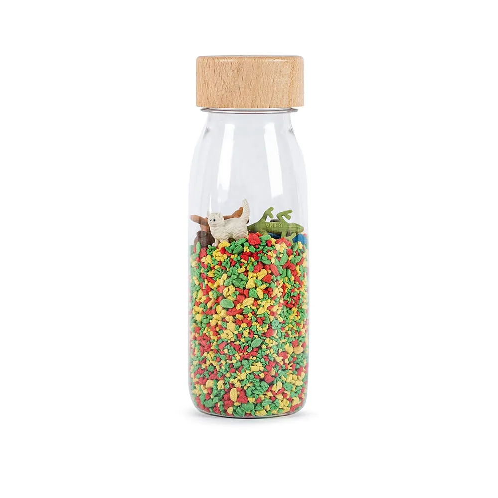 Petit Boum Spy Bottle Pets, let your child discover the pets in this sensory bottle
