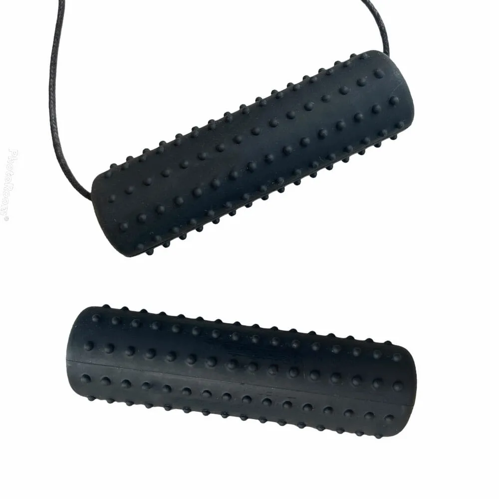 cactus chubes bite chain, the newest addition to chewigem. These tubes provide tactile stimuli in the mouth area and are versatile to use in case of chewing needs.