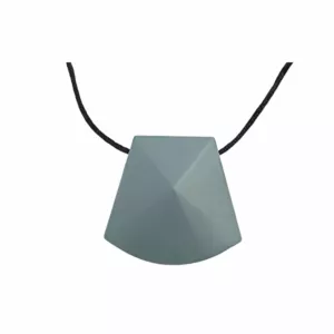 Chewigem chunk bite chain has a soft texture yet is robust. Suitable for fidgeting as well as for chewing needs.