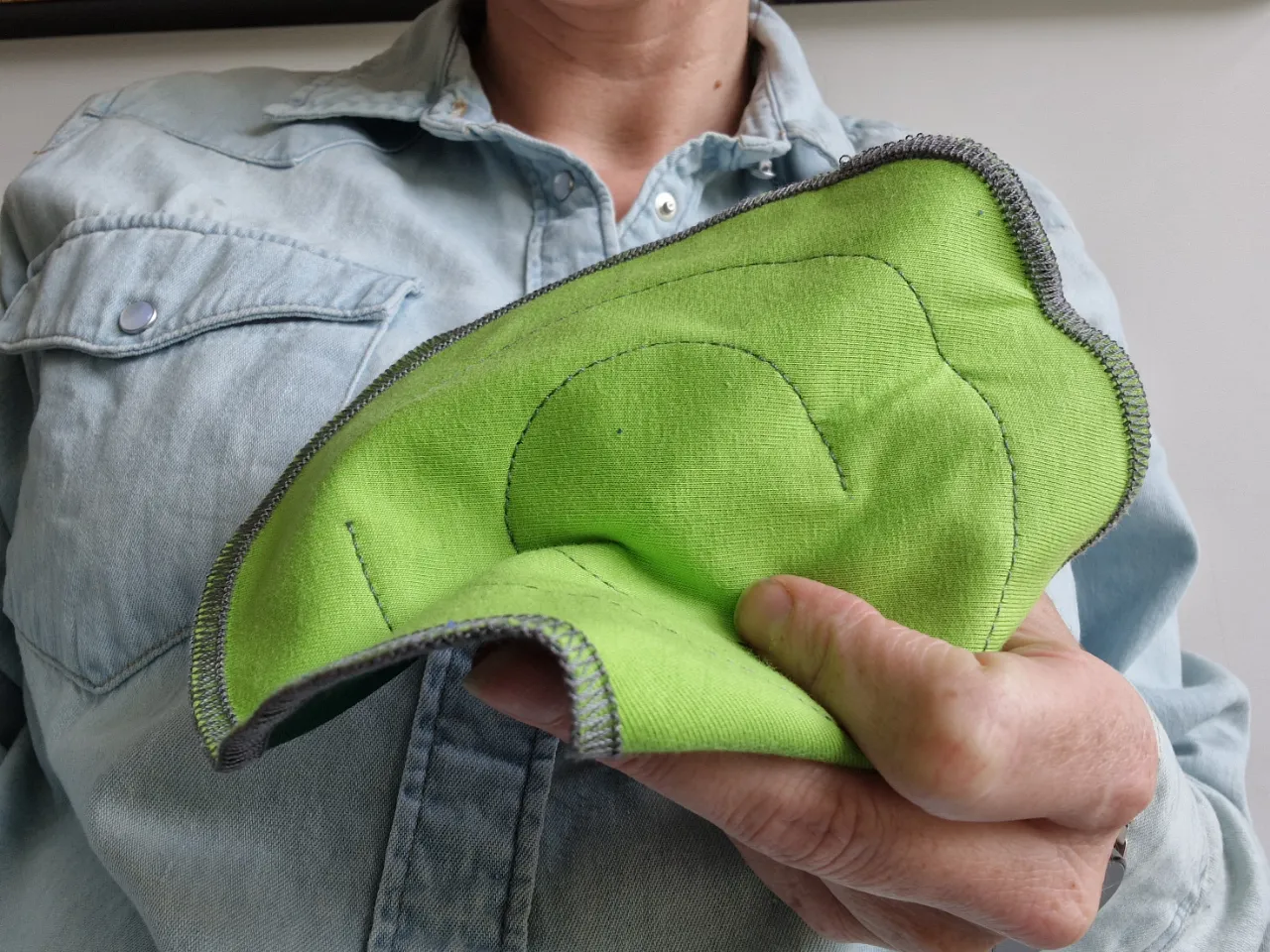 Meet the Spektra Maze, a unique and soothing play cloth that combines motor skills, concentration and sensory experience!