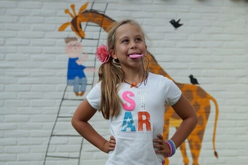 Chewing to calm down. Chewing jewelry helps children to process stimuli that can reduce tension and stress. Read Irene's experience.