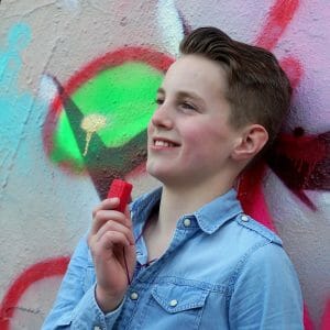 chewing jewelry from chewigem is tough, original and safe. A good alternative for children who chew on clothes or pencils