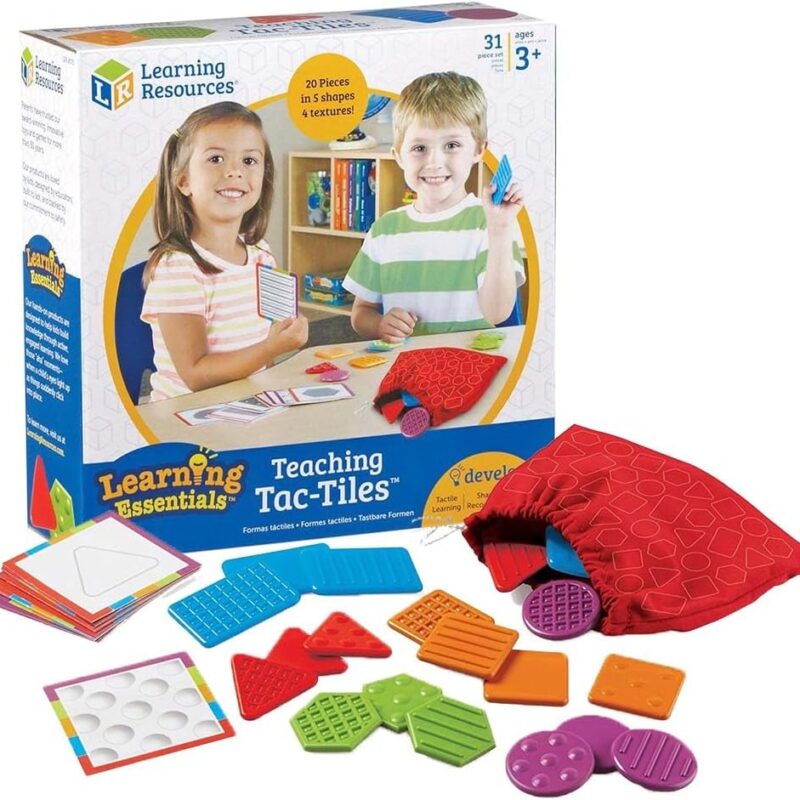 Met de teaching tac tiles van learning resources oefen je het tastzintuig. Stimuleer de tactiele waarneming door matchende texturen te vinden op de tast.