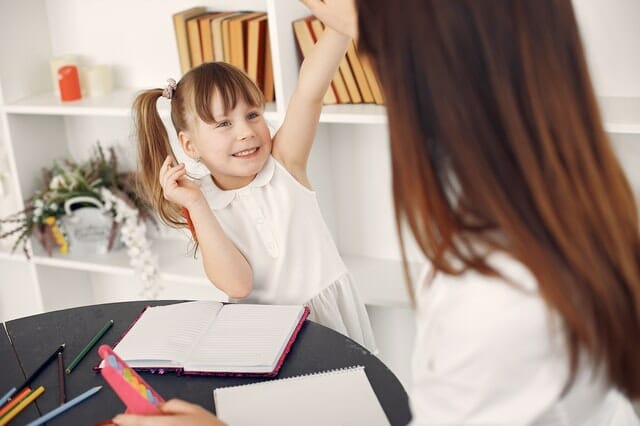 What are ADHD characteristics in children and adults? Read more about concentration problems, busy behavior, hyperfocus and our book tips here!