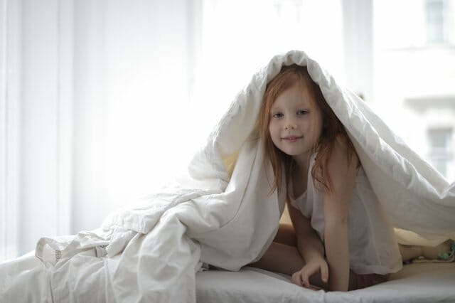 Sleep problems and ADHD are related. Read our tips for your adhd child with problems falling asleep here