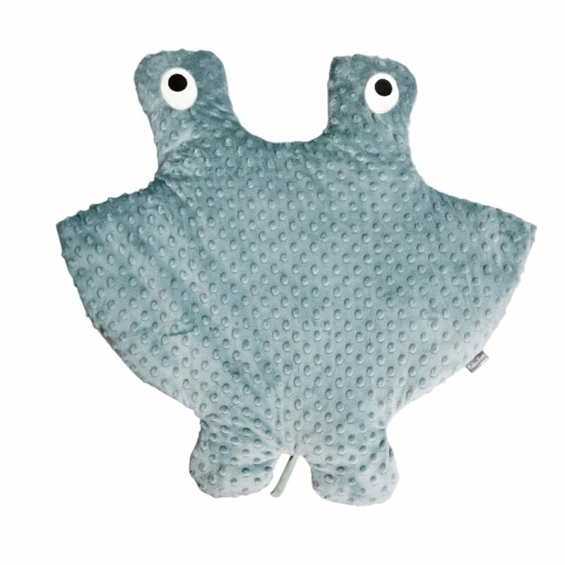 Manta de rog van Oliz is een verzwaarde knuffel die je op je bovenlichaam legt om tot rust te komen bij het slapen gaan. Effectief bij slaapproblemen, dementie.