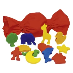 Voel en raad de vormen in het katoenen zakje van het Goki Shape Touch spel. Houten vormen van 7–12 cm stimuleren tactiel gevoel, concentratie en geheugen.