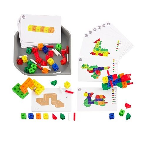 With the construction cubes, children learn to build but also arithmetic principles. This fun play set from edx education is great development material