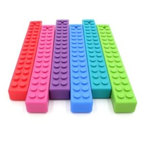 The MEGA Brick Stick ™ from ARK is very similar to the original and popular Brick Stick lego chewing chain from ARK. What's the difference? This MEGA version is much larger