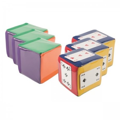 These moving cubes or dice are suitable for carrying out various movement assignments, exercises or moving learning assignments. You decide which card you add to the moving cube or dice. This is possible because each side has a transparent vinyl window, in which you can put a card up to 8 x 9 cm or a playing card.