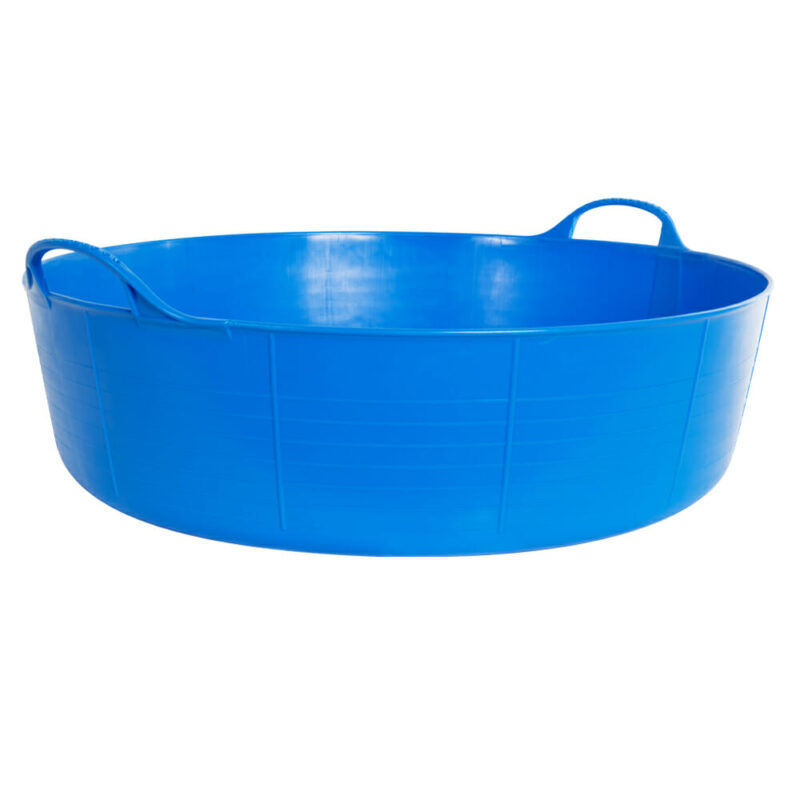 The teil is ideal for offering sensory play, fill with water or sand and play!
