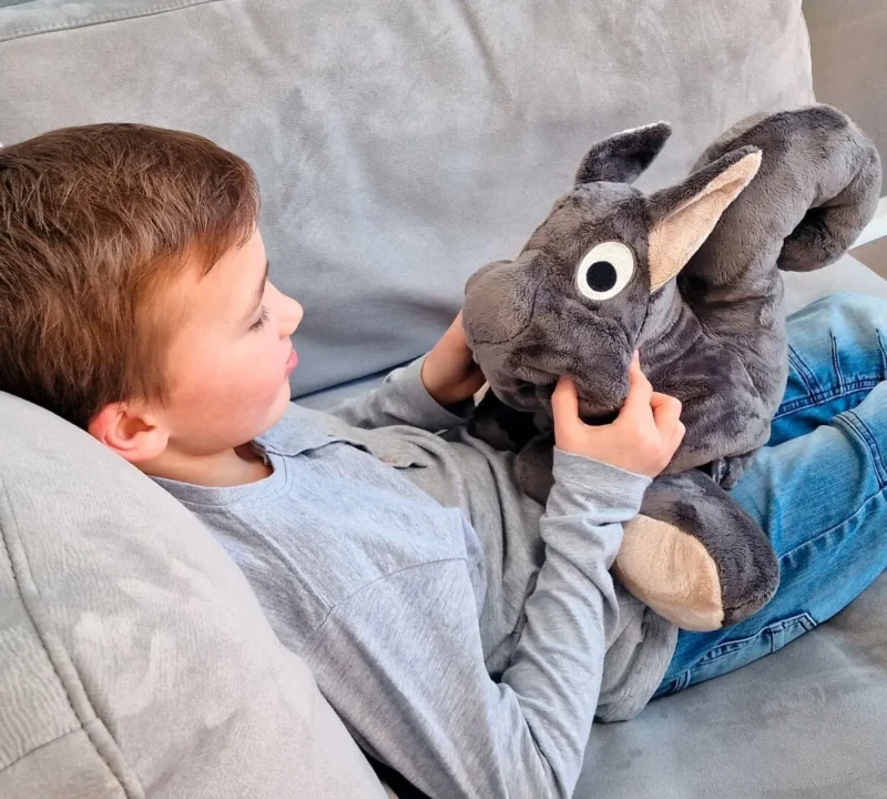 Weighted cuddly toy helps children with autism de-stimulate