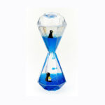 Drip track Penguin is a beautiful visual hourglass for young and old to relax with