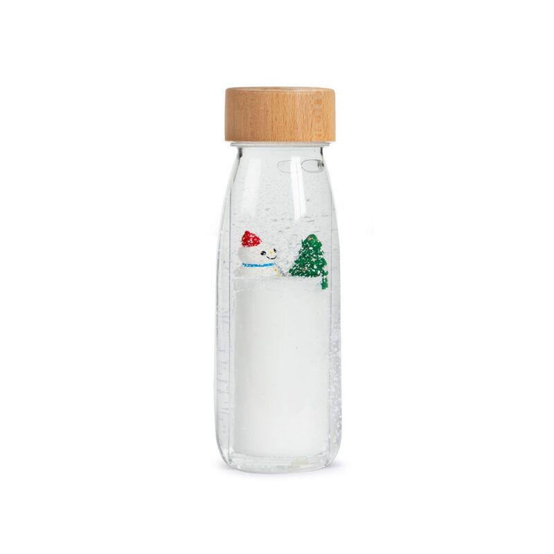 Ontdek de Petit Boum Move Bottle Winter, een magische sensorische fles vol winterse scènes en drijvende verrassingen.