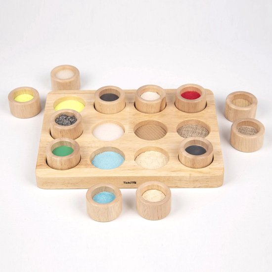 Voel- en zoek memory