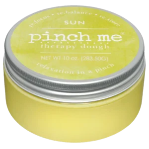 Malleable therapy dough with fresh lemon scent. Helps with relaxation, focus and stimulus processing. Ideal for moments of rest