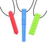 Set of 3 chew chains for children. Supports stimulus processing, concentration and self-regulation. Available in different firmnesses.  